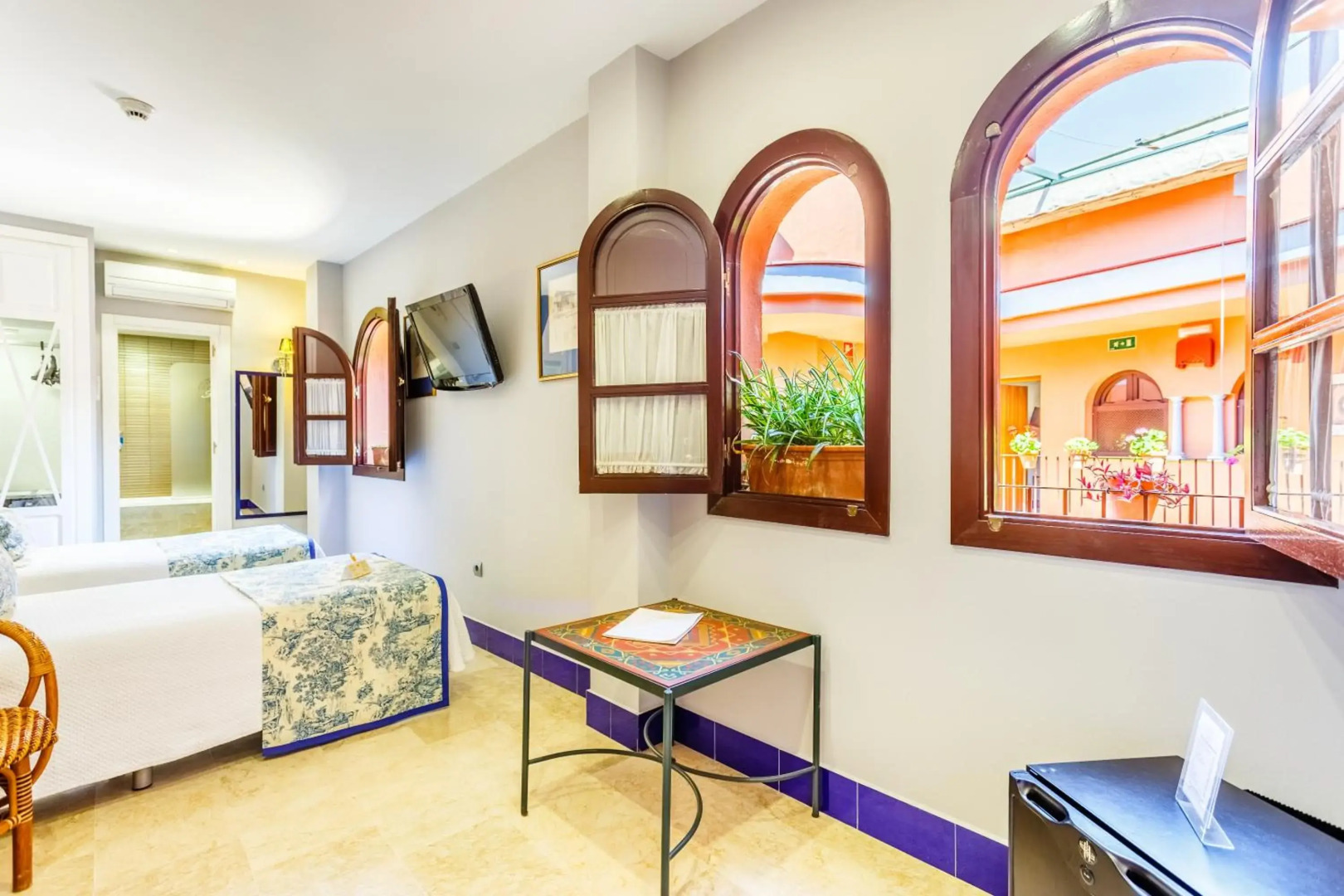 Hotel Patio de la Alameda