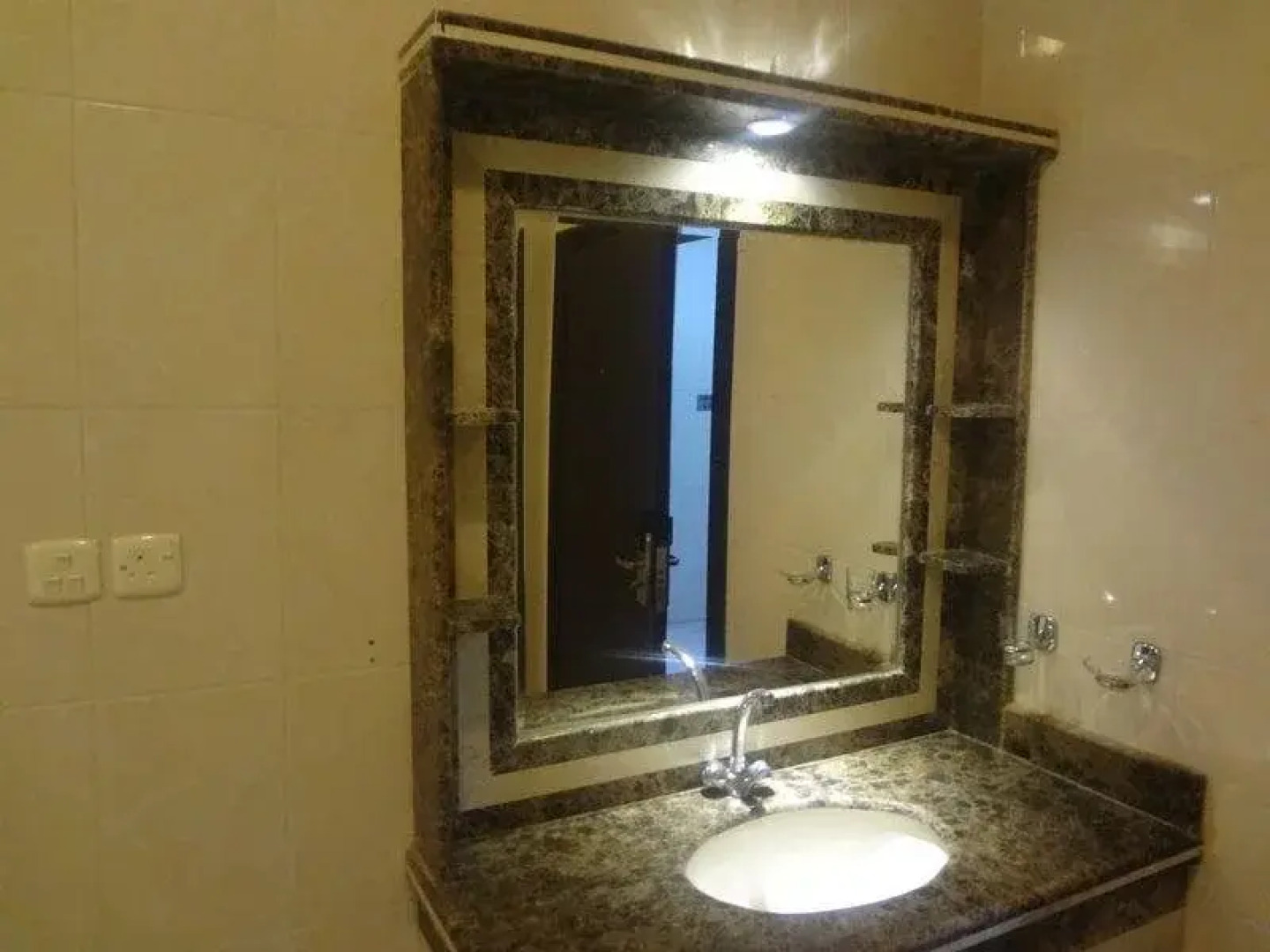 Al Masem Hotel Suite 4