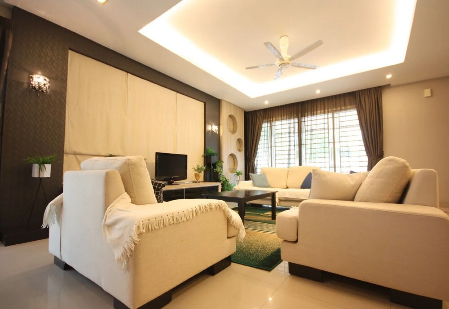 6BR Modern Series Courtyard Terrace