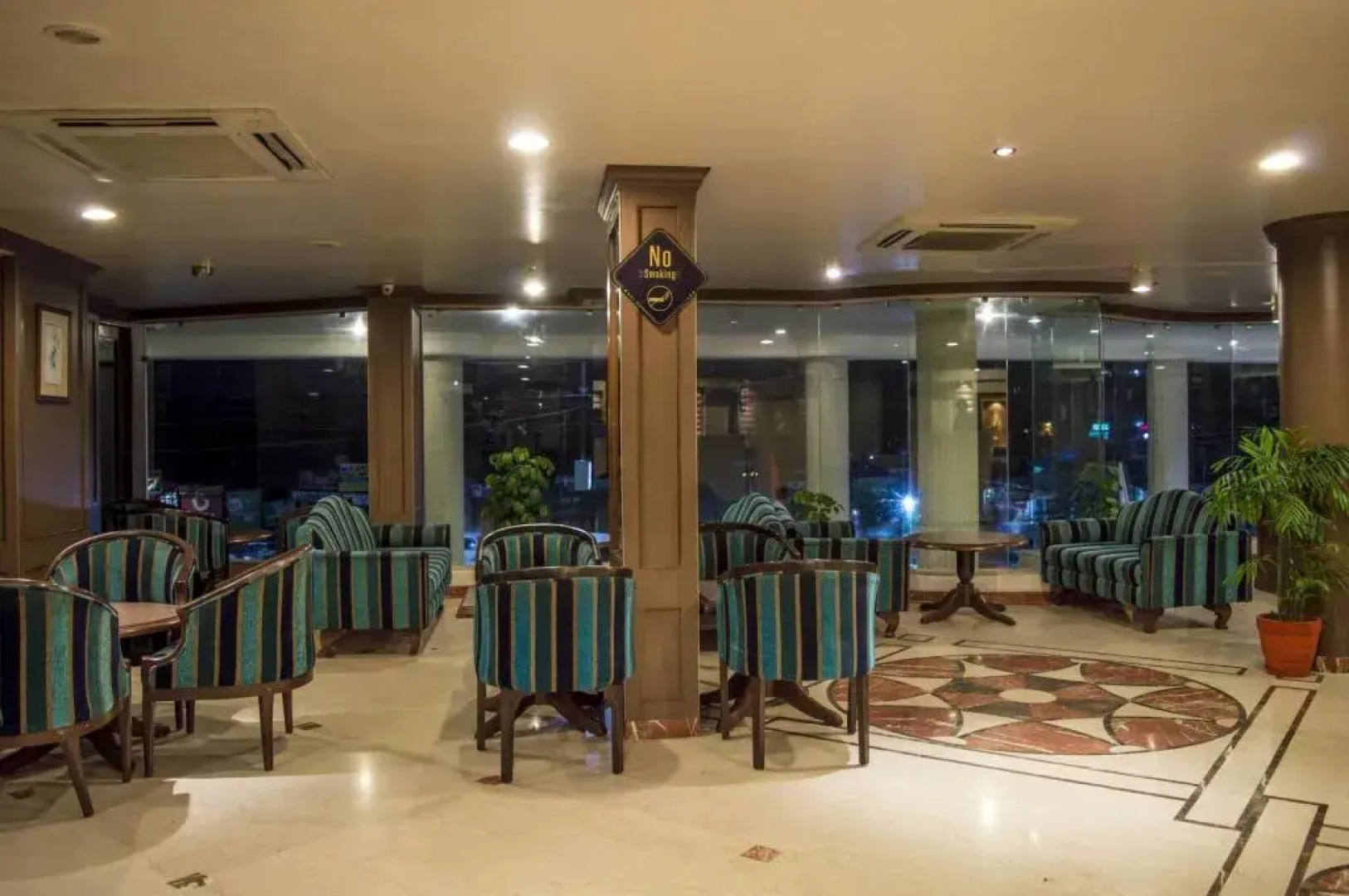 OYO Premium Zone I MP Nagar 2