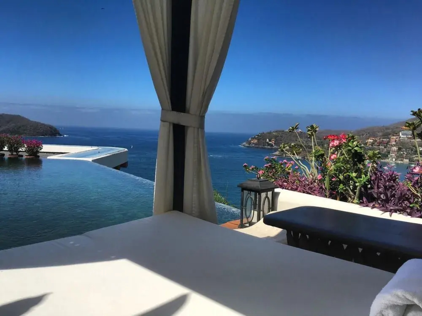 Tentaciones Hotel & Lounge Pool - Adults Only