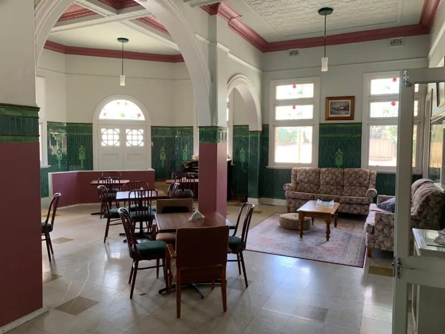 HISTORIC STAR LODGE and STATION MASTERS HOUSE NARRANDERA