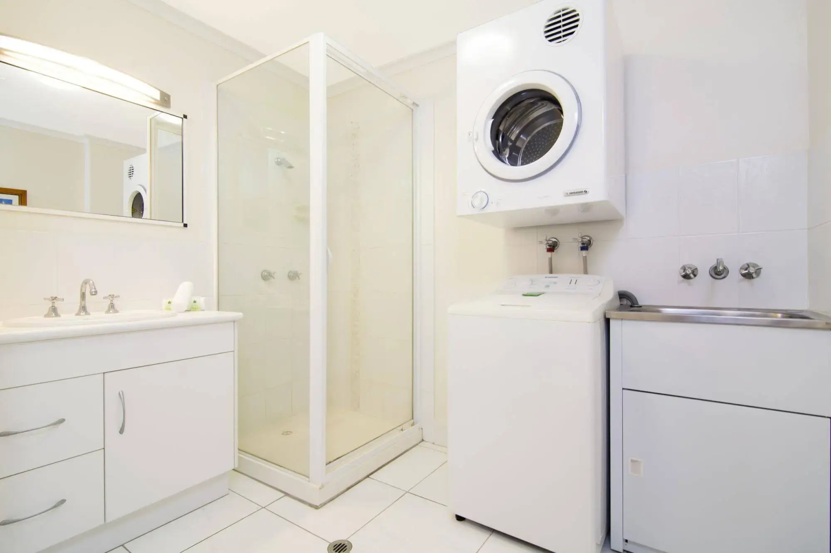 Port Douglas Outrigger Holiday Apartments