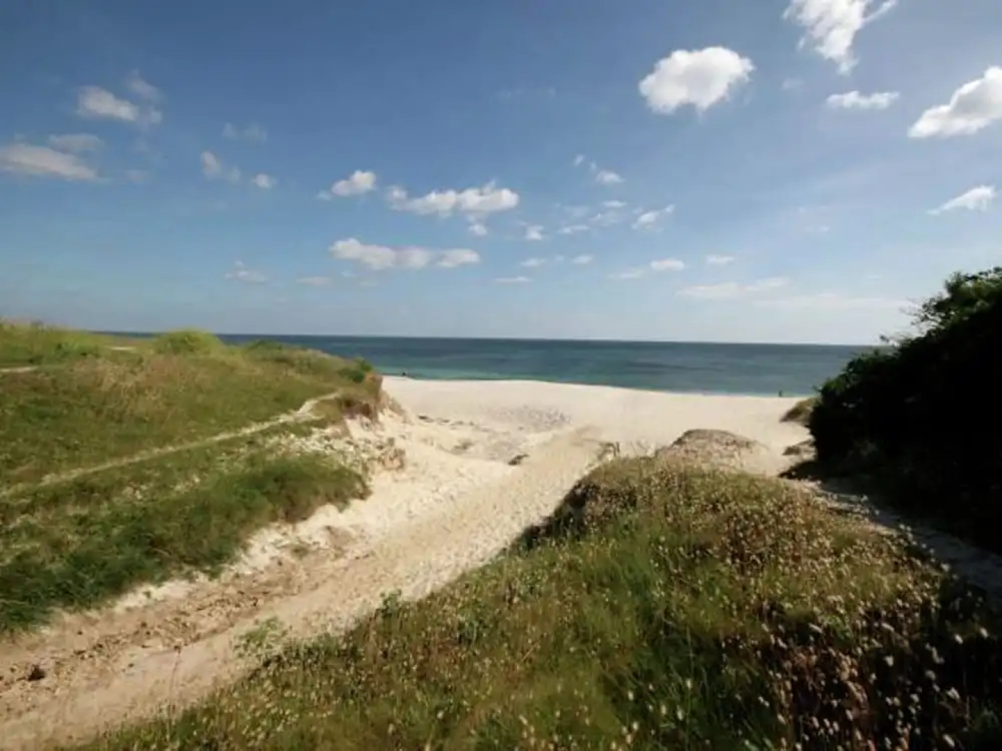 Elite Holiday Home with Private Pool in Plouhinec France