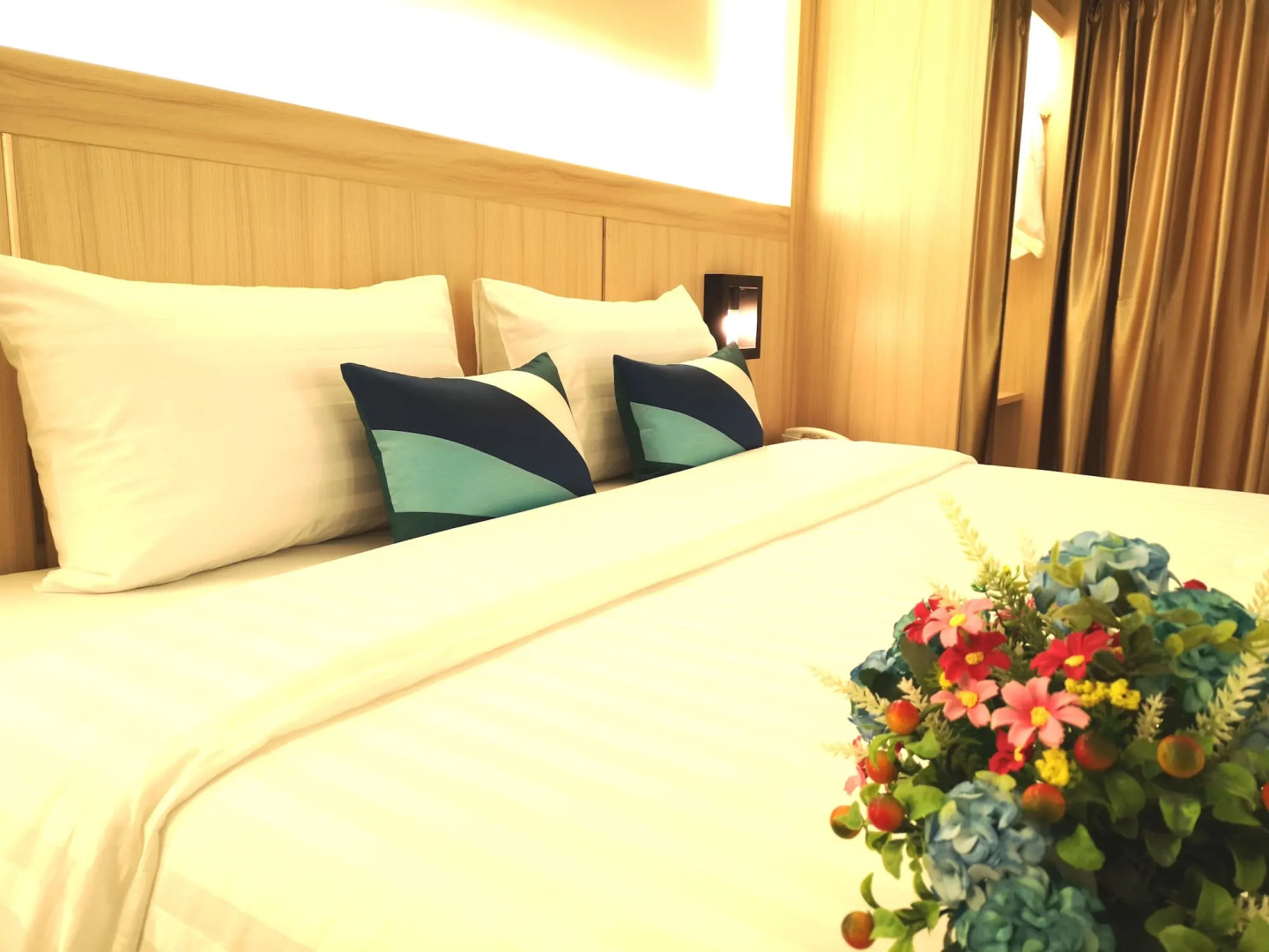 O2 Grand Suvarnabhumi Airport