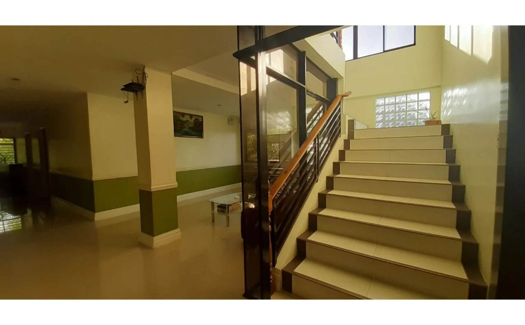 Adelaida Pensionne Hotel