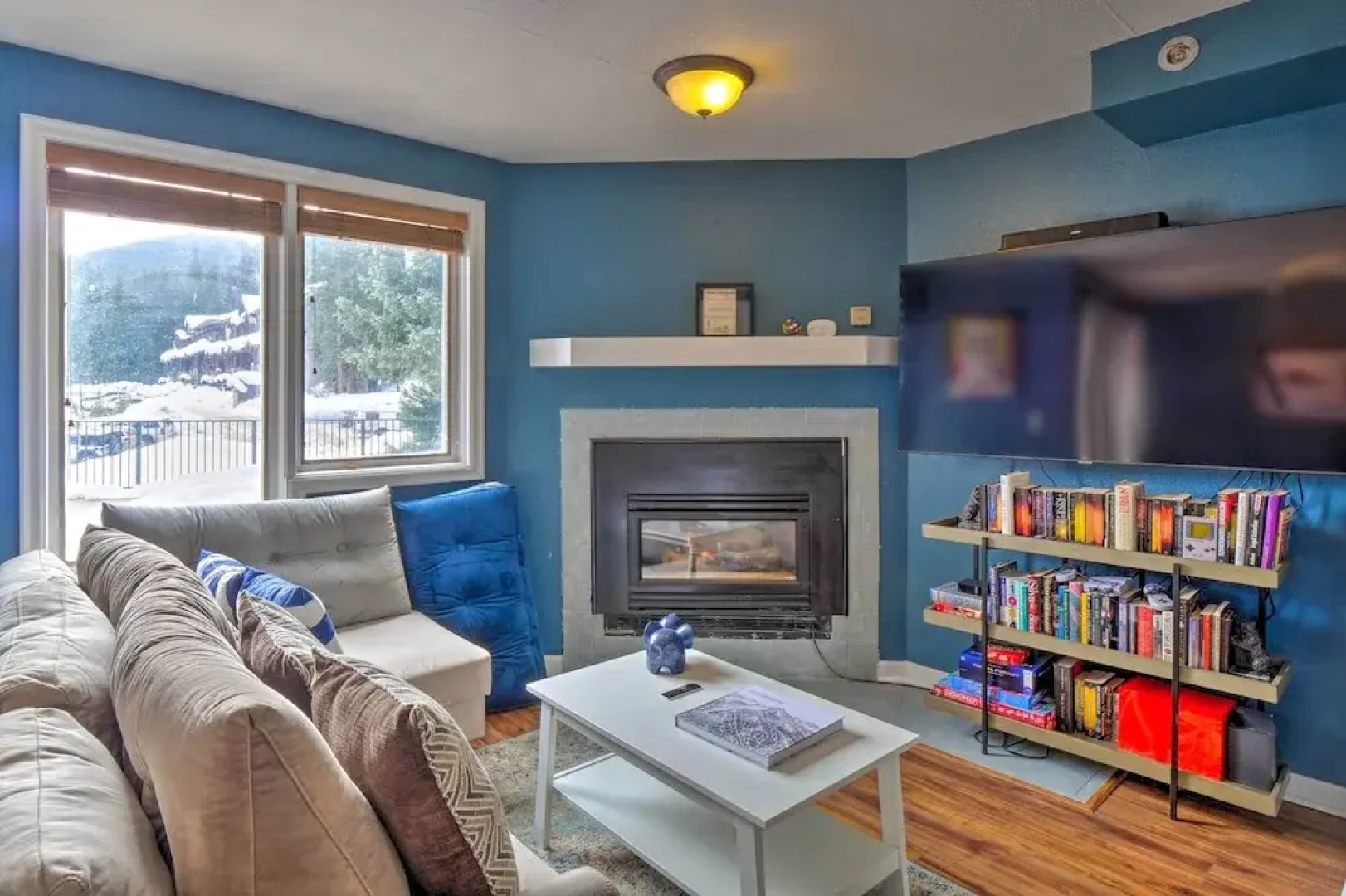 Chic Winter Park Studio w/ Community Hot Tub
