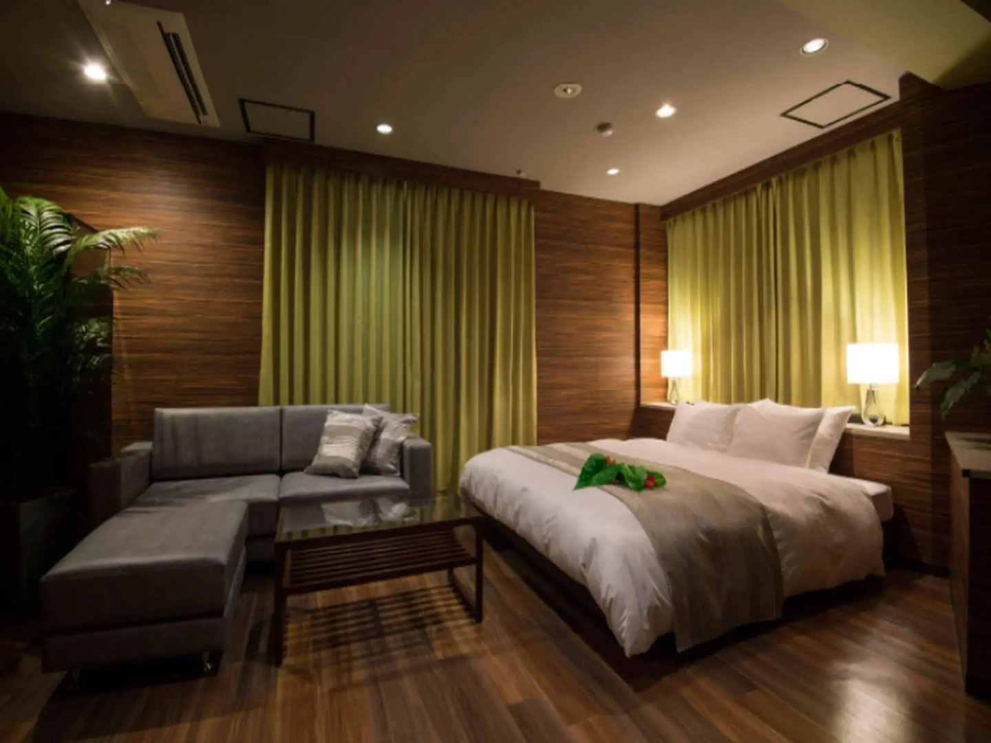 Reftel Osaka Itami Airport Hotel