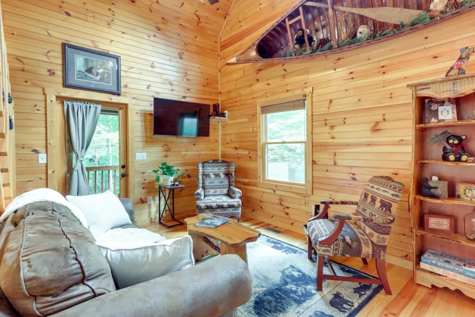 Blue Ridge Cabin Rental w/ Deck & Screened Porch!