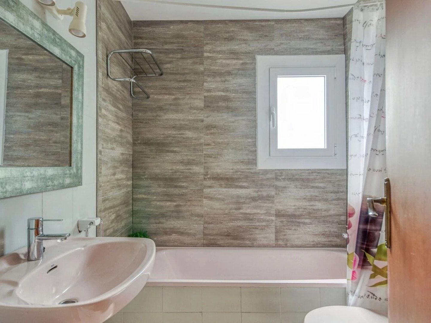 Welcoming Villa in Olivella with Swimming Pool