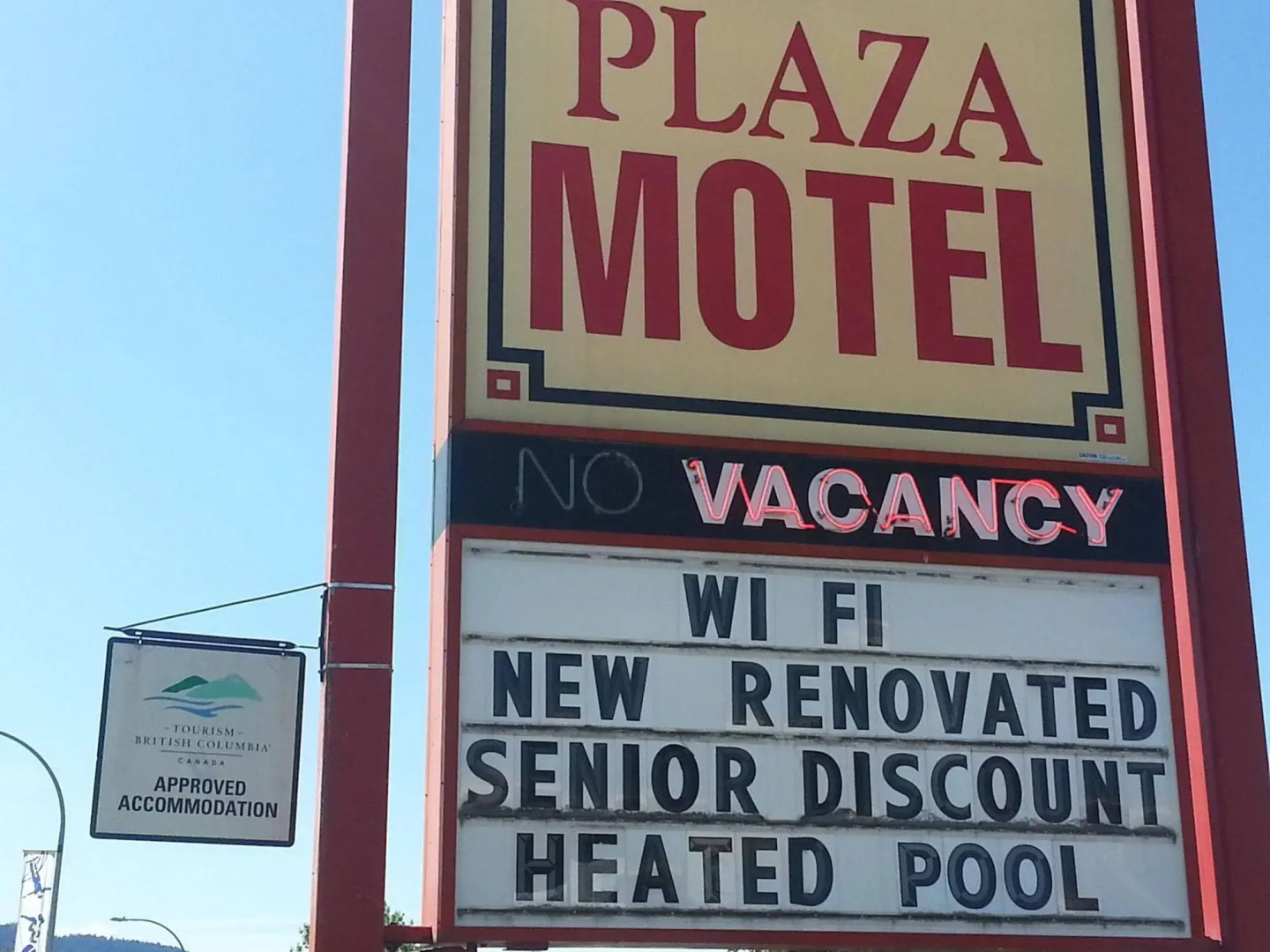 Plaza Motel