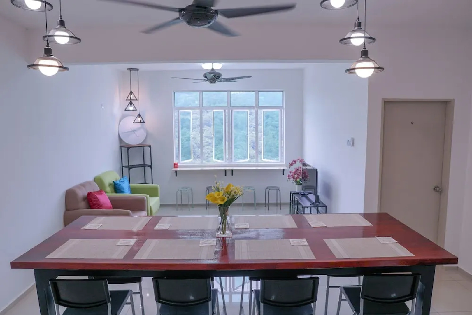 The Khailily's Guest