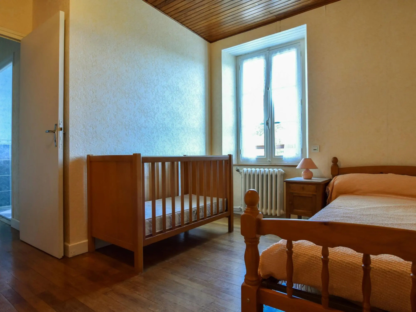 Rural Holiday Home In Sénezergues With Garden