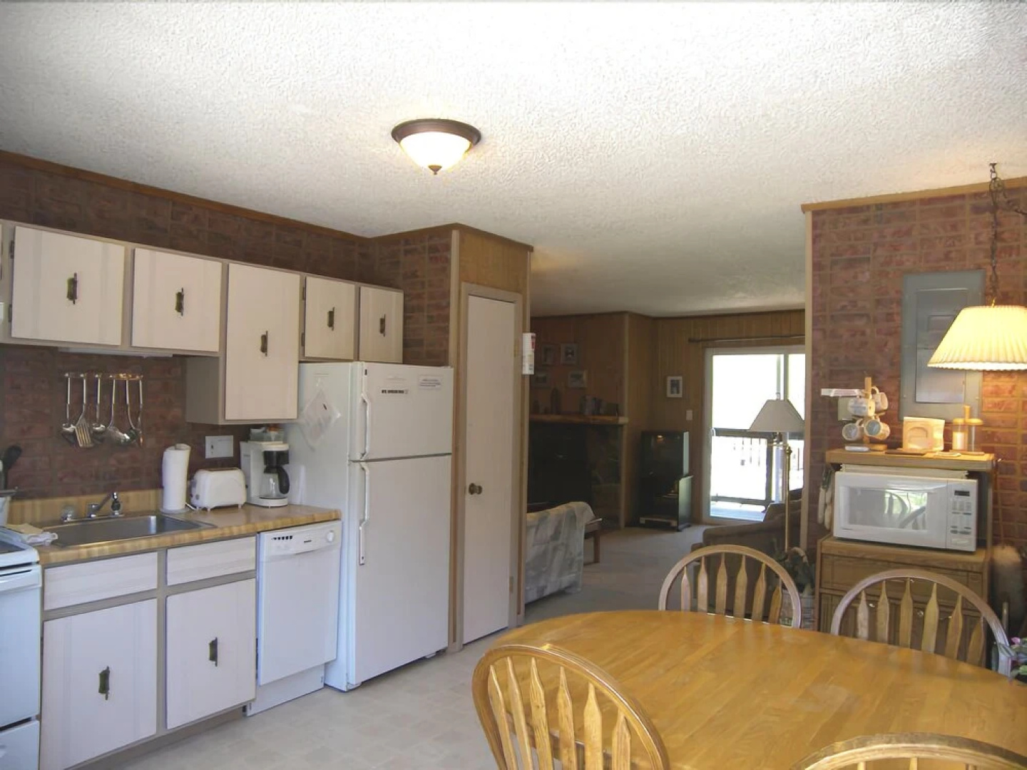 Blue River BRRN 2 Br condo by RedAwning