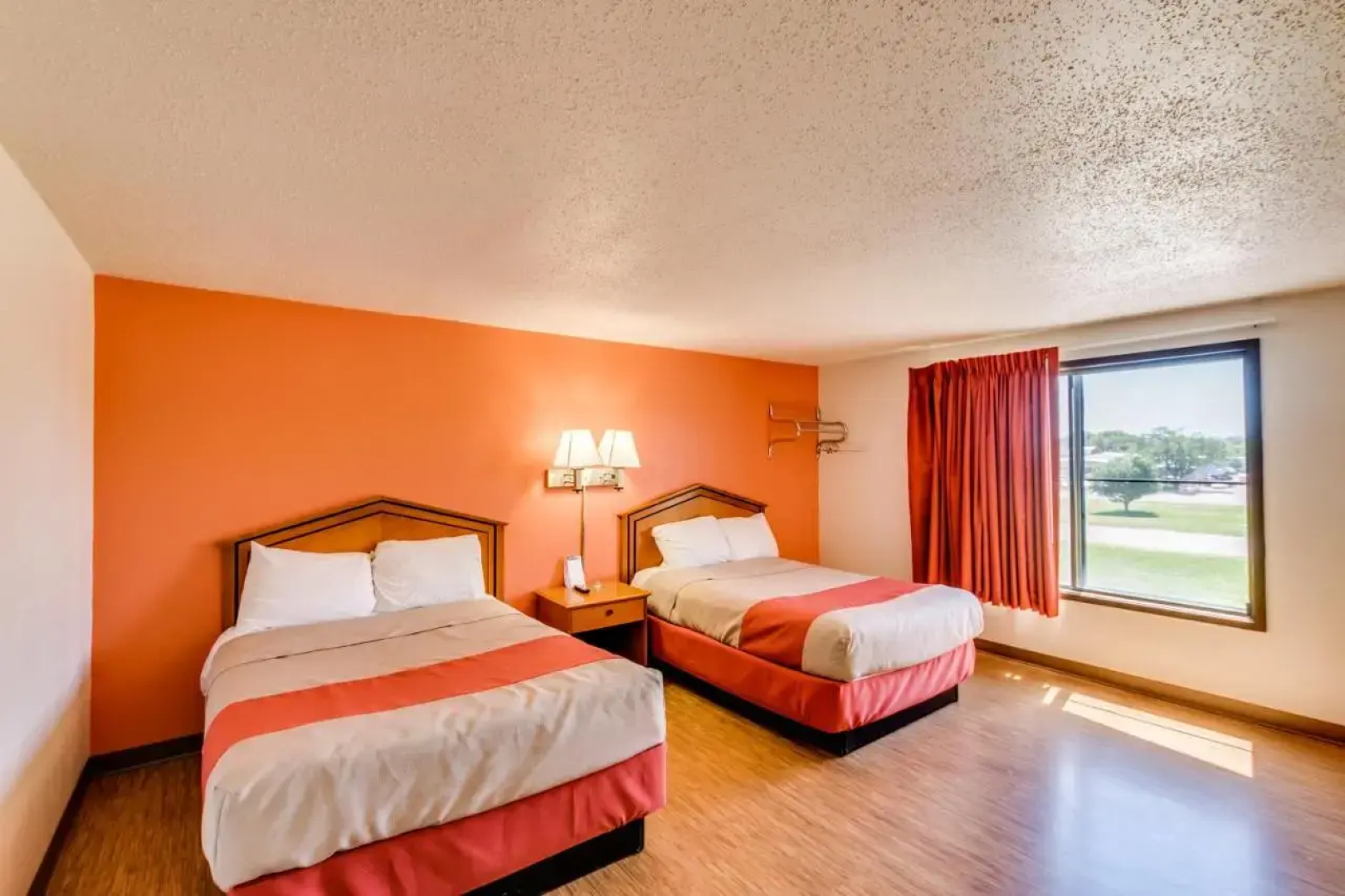 Super 8 Albert Lea Mn