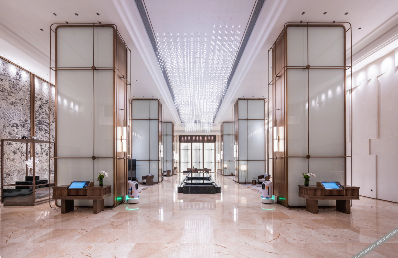 Novotel Jinniu Hotel