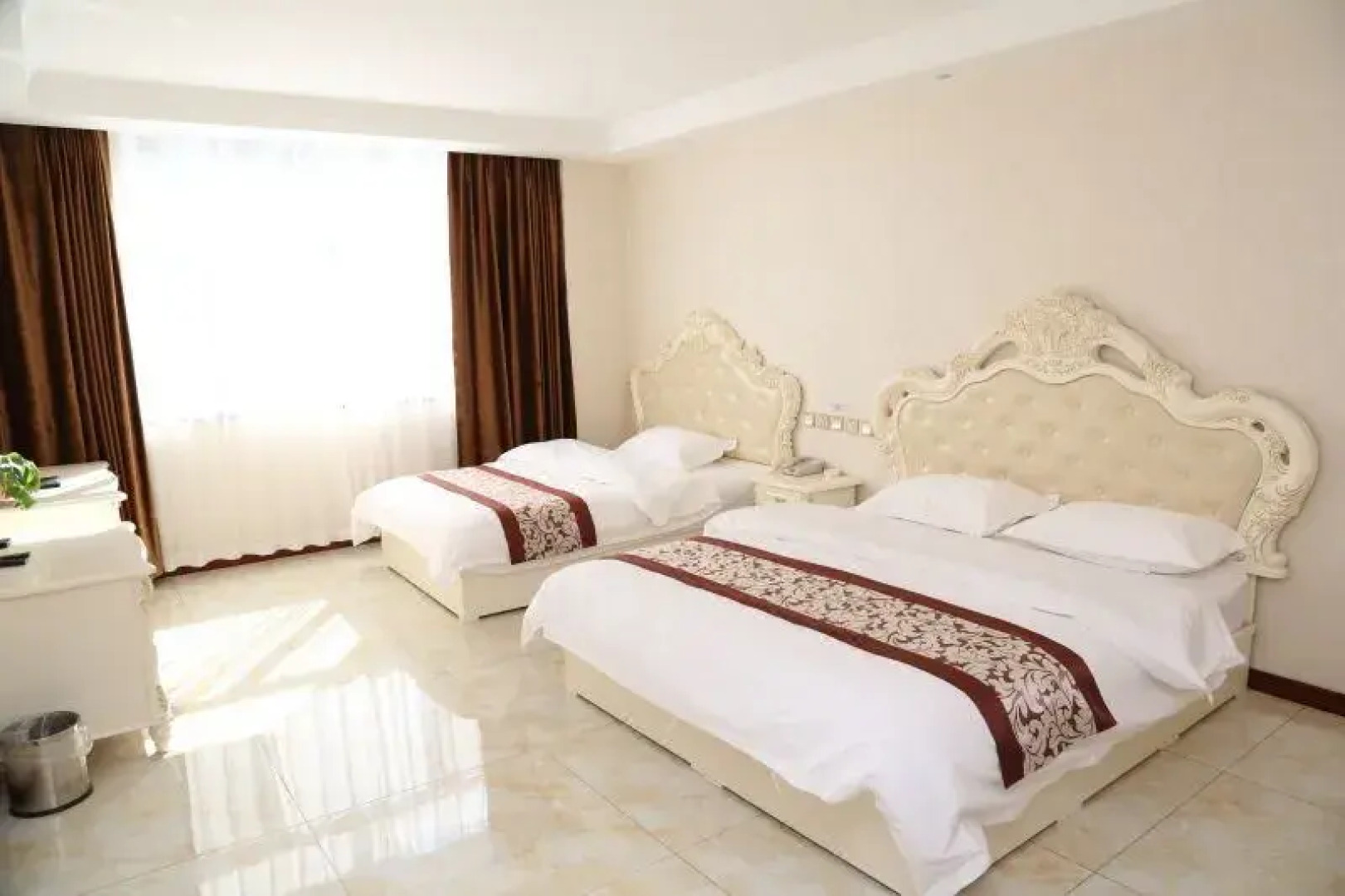 Super 8 Hotel (Tongliao Affiliated Hospital)