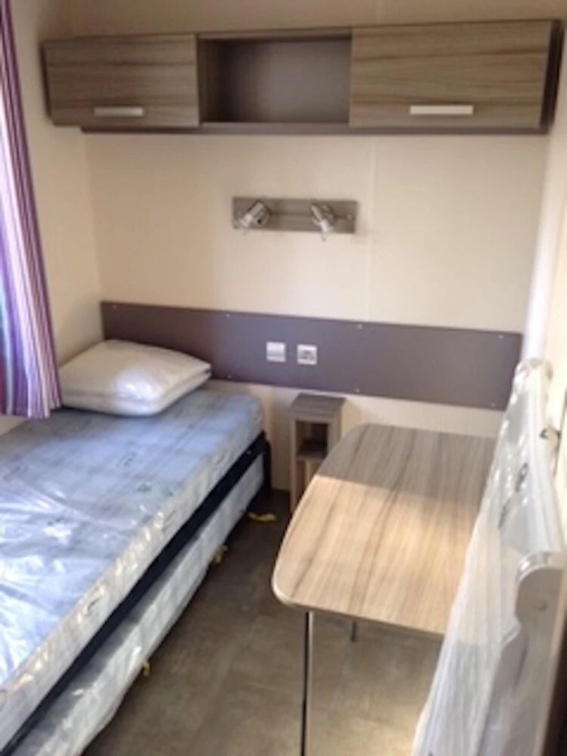 Bungalow With 3 Bedrooms in Andernos-les-bains, With Pool Access and F