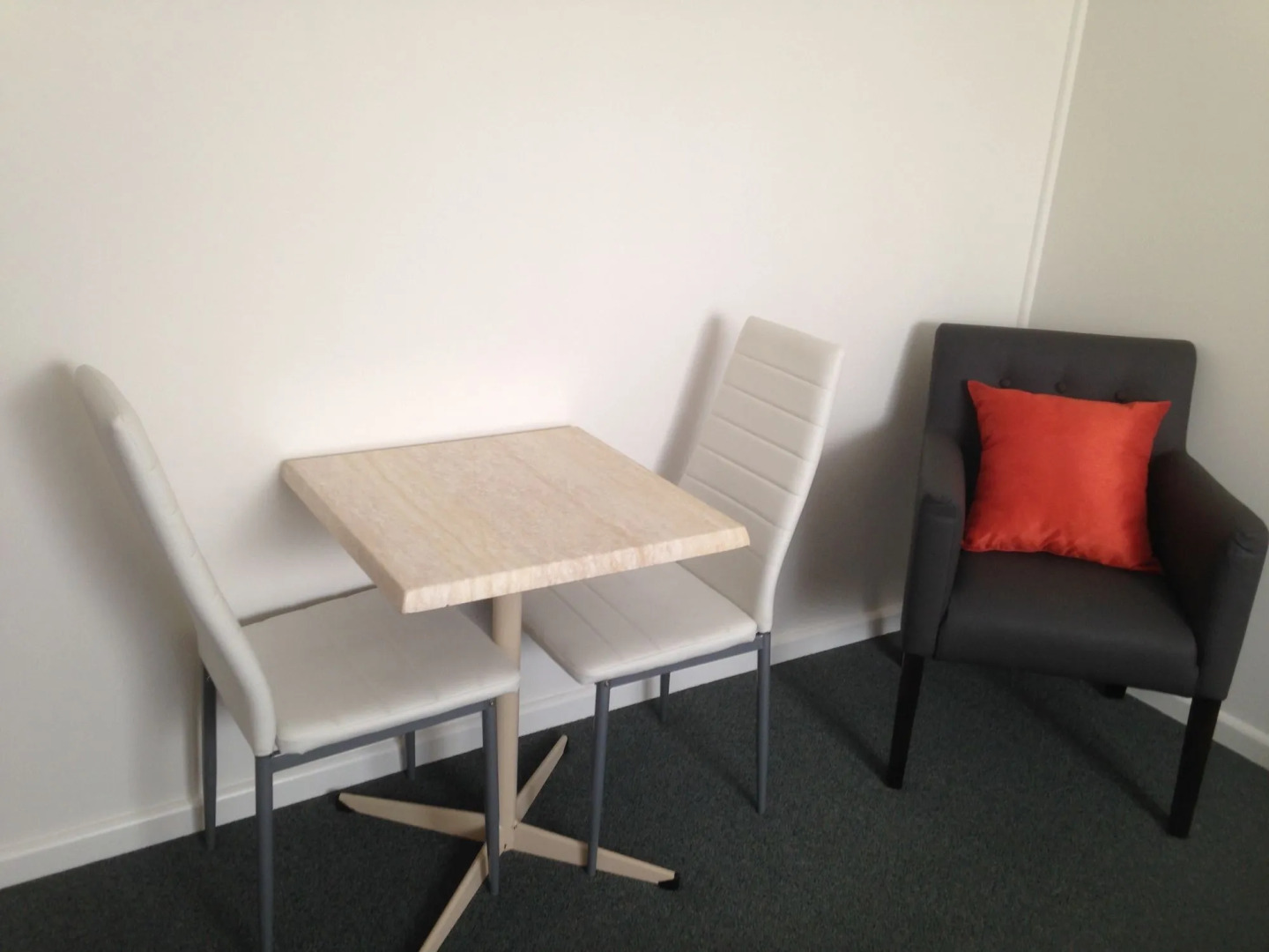 Beachcomber Motel And Apartments