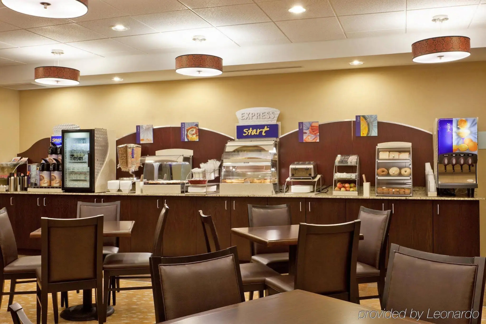 Holiday Inn Express Hotel & Suites Malone by IHG