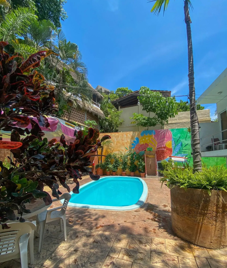 ITH Sayulita Amazing Surf Hostel