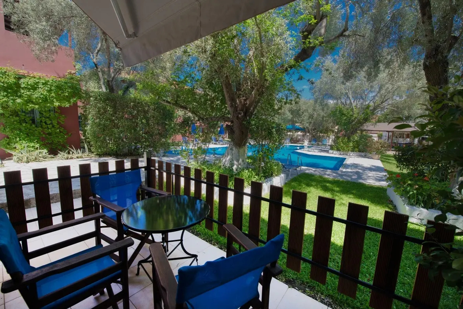 Villa Kazazis