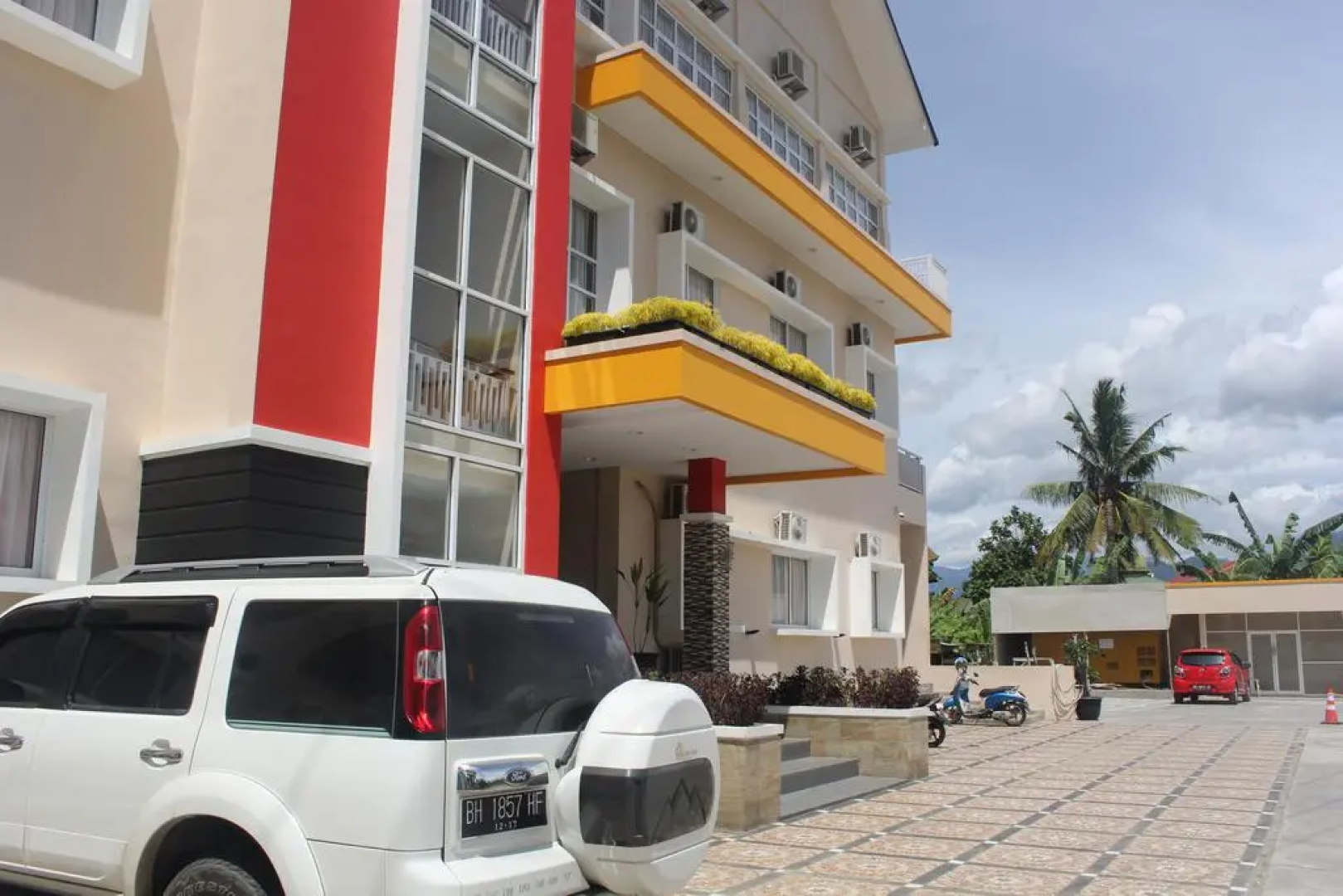 New d'Dhave Hotel