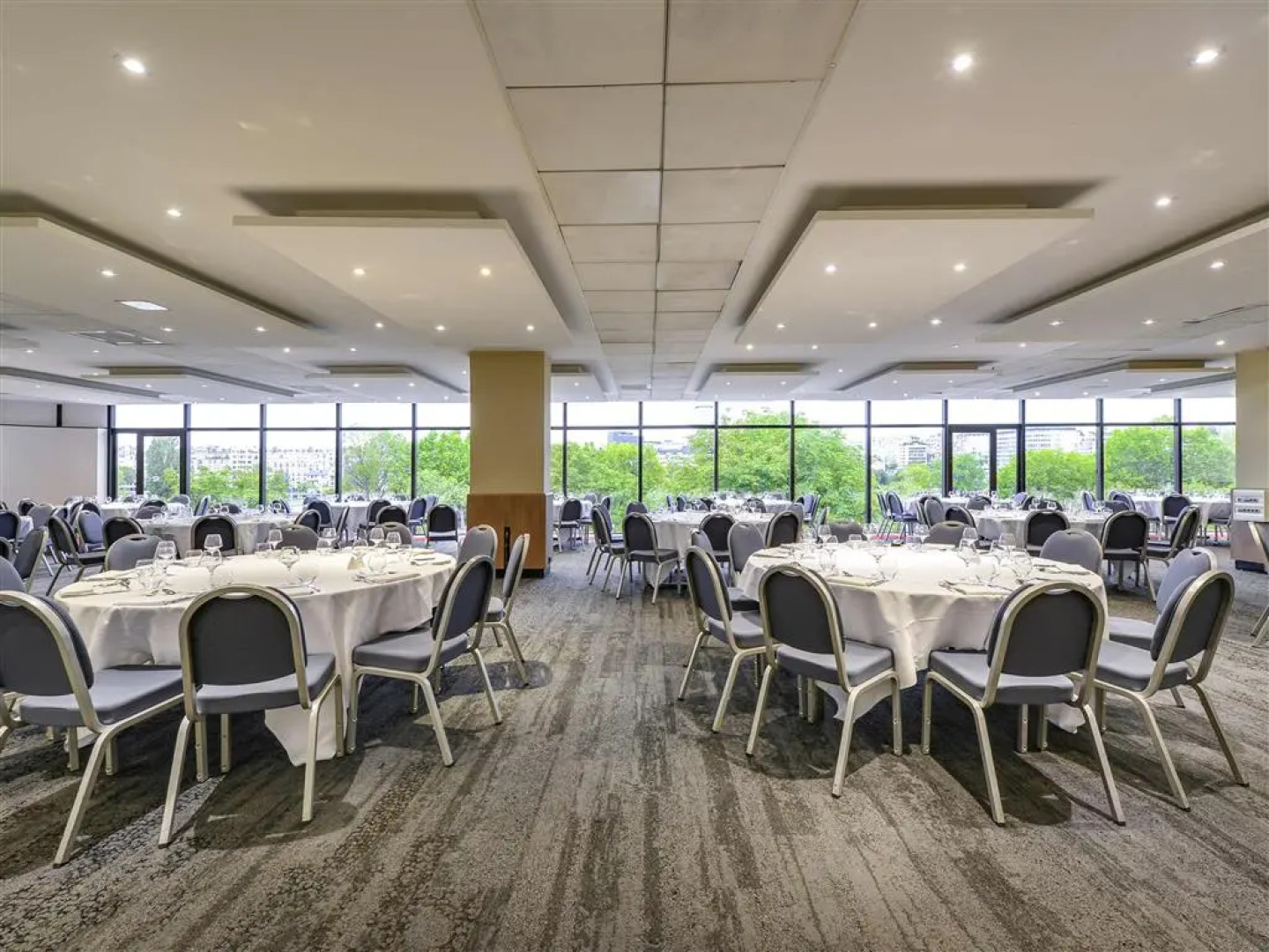 Отель Novotel Paris Centre Tour Eiffel 