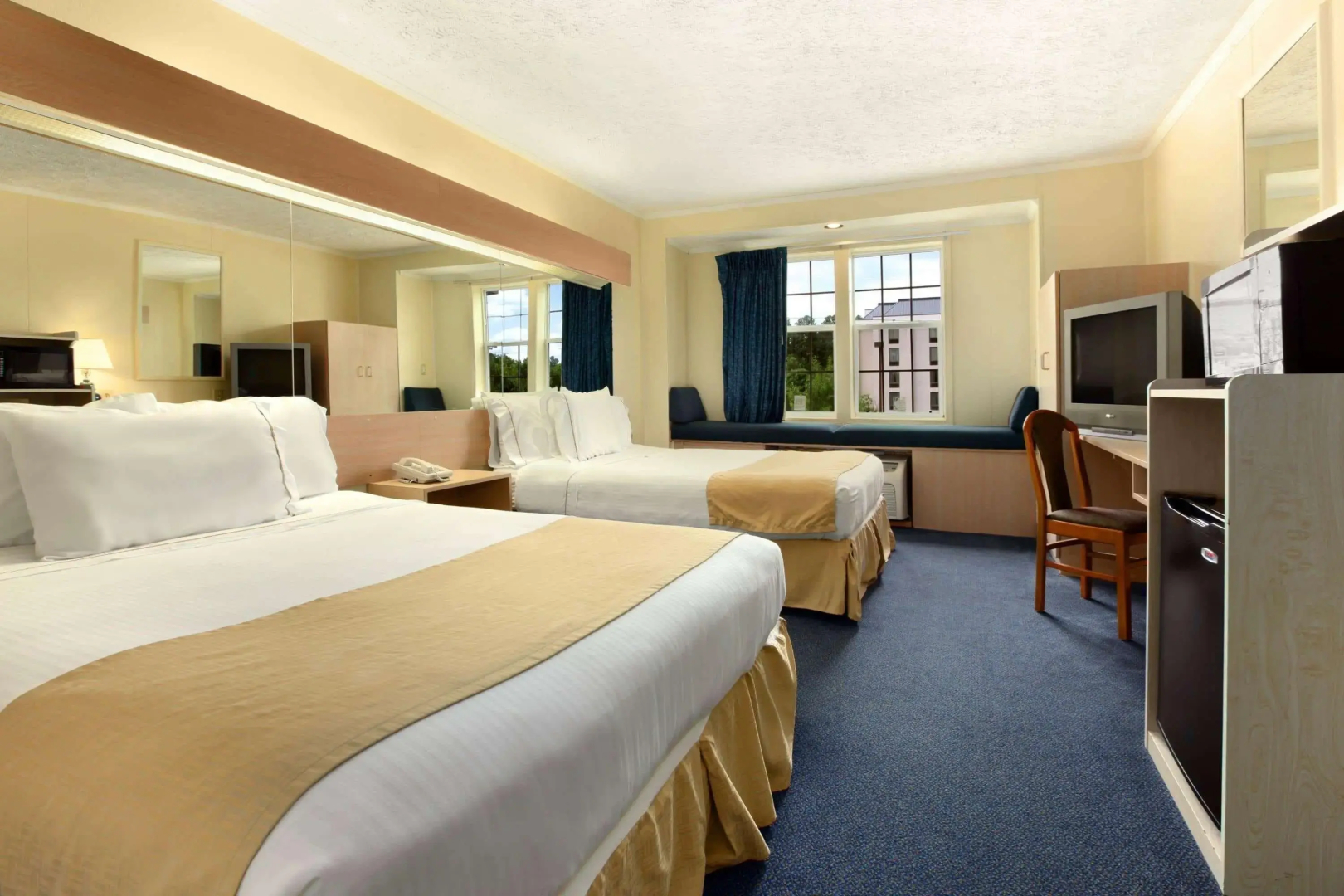Microtel Inn & Suites by Wyndham Columbia Two Notch Rd Area