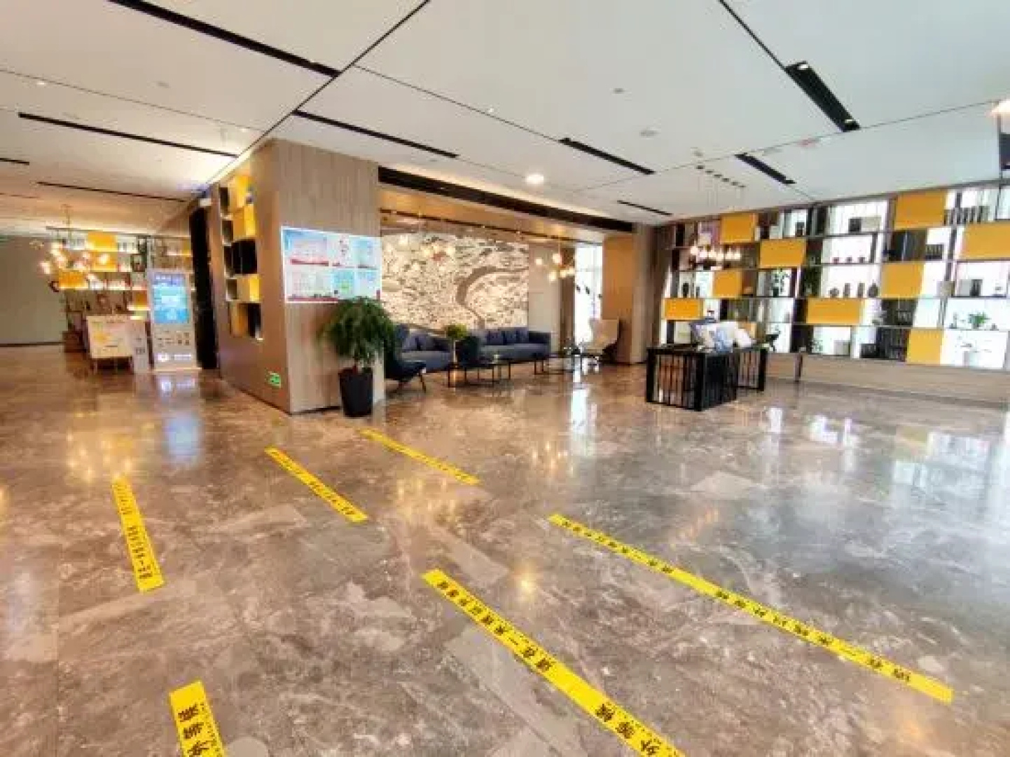 Echarm Hotel (Sihong Wutaishan Bridge)