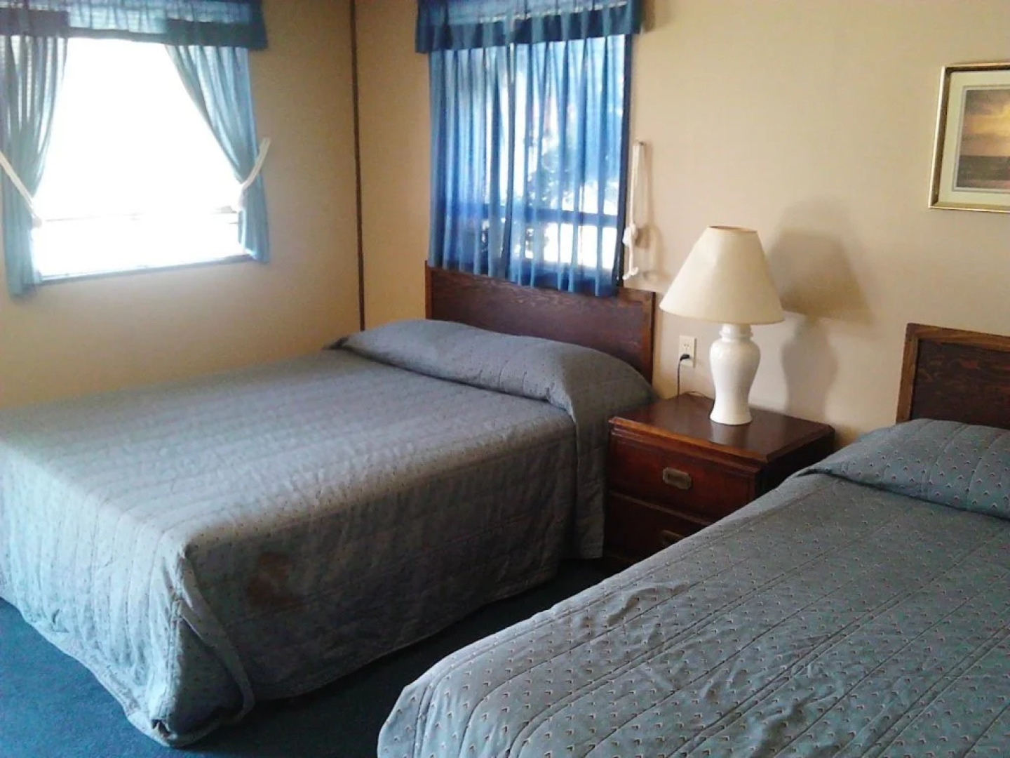 Taylor Ferry Marina & Resort