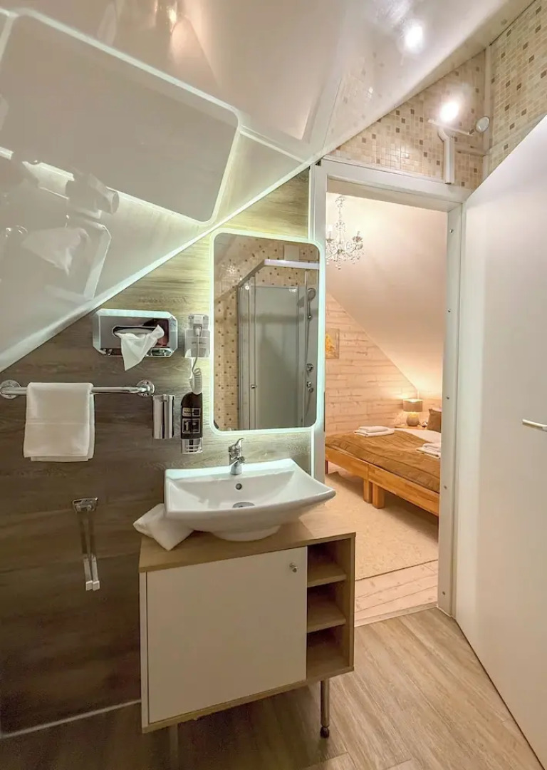 RISA Hotel Village - Engel & Kreuz