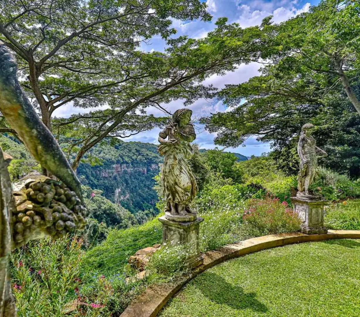 Macleod House Guest Cottage (Adults Only)