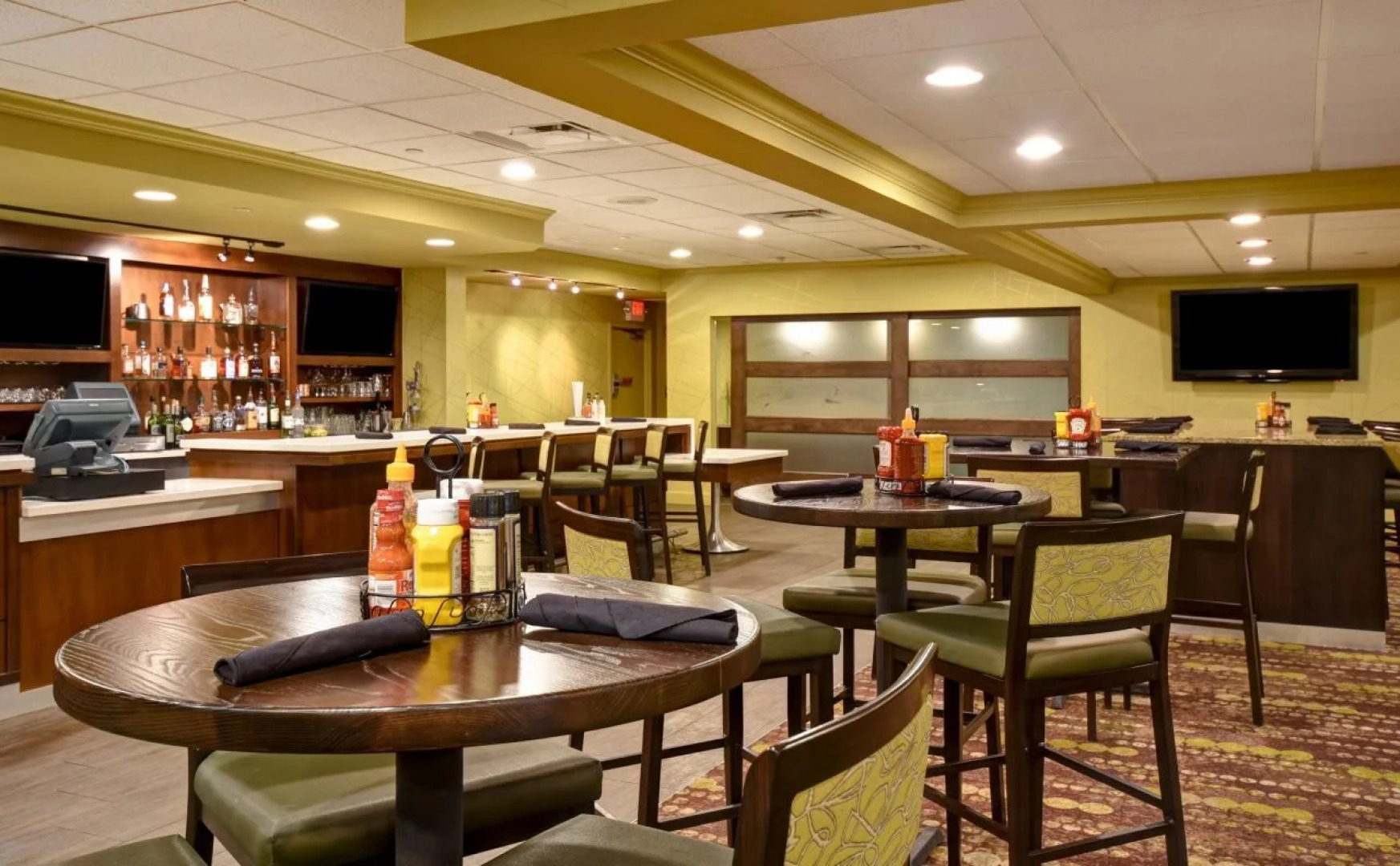 Holiday Inn Cincinnati-Riverfront by IHG