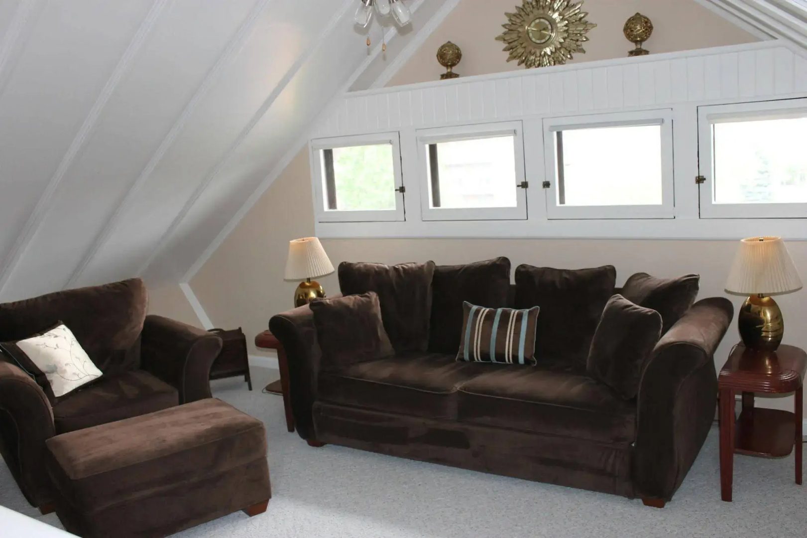 The Harney House Inn