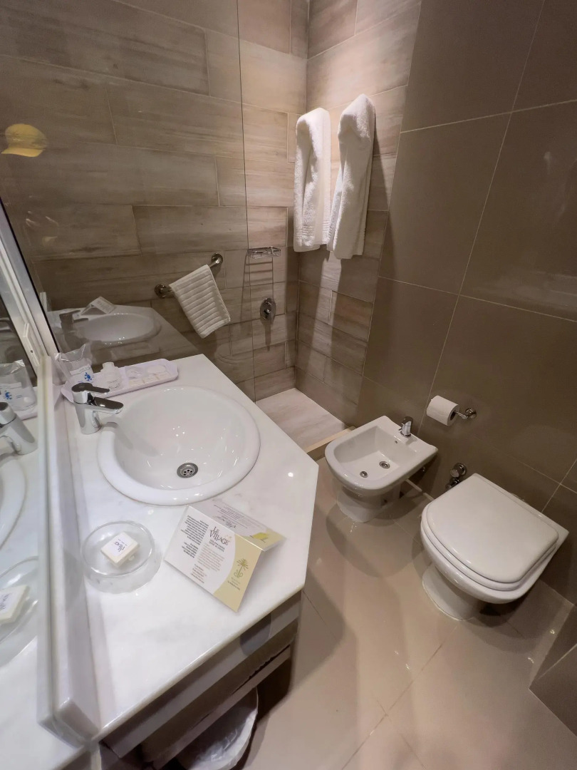 Hotel y Cabañas Le Village