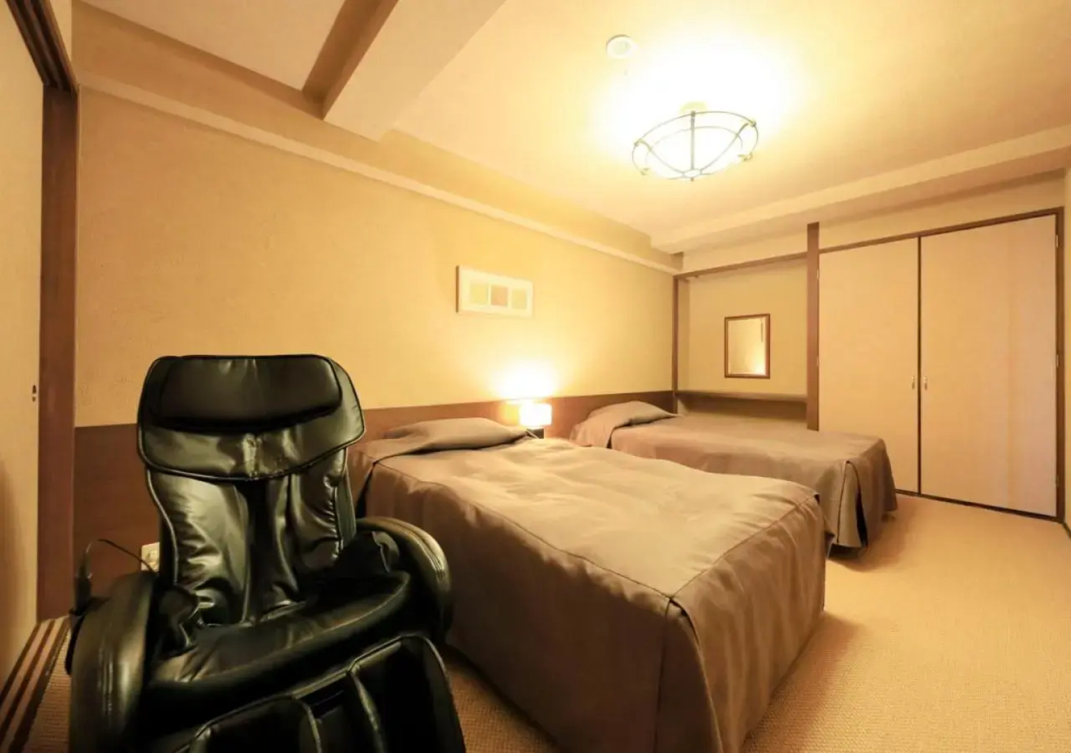 Katsuura Hilltop Hotel & Residence
