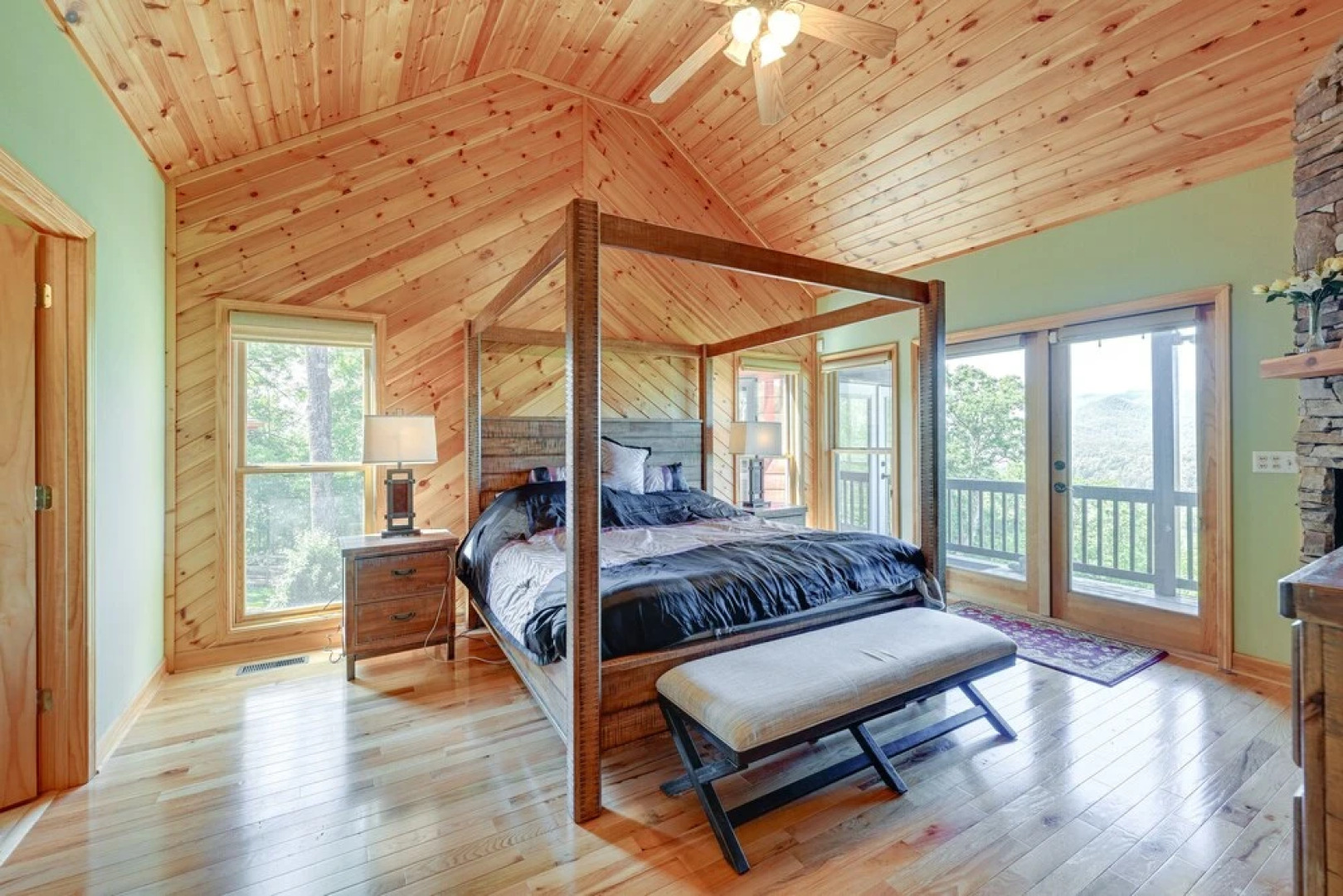 Hiawassee Vacation Rental: 1 Mi to Lake Chatuge!