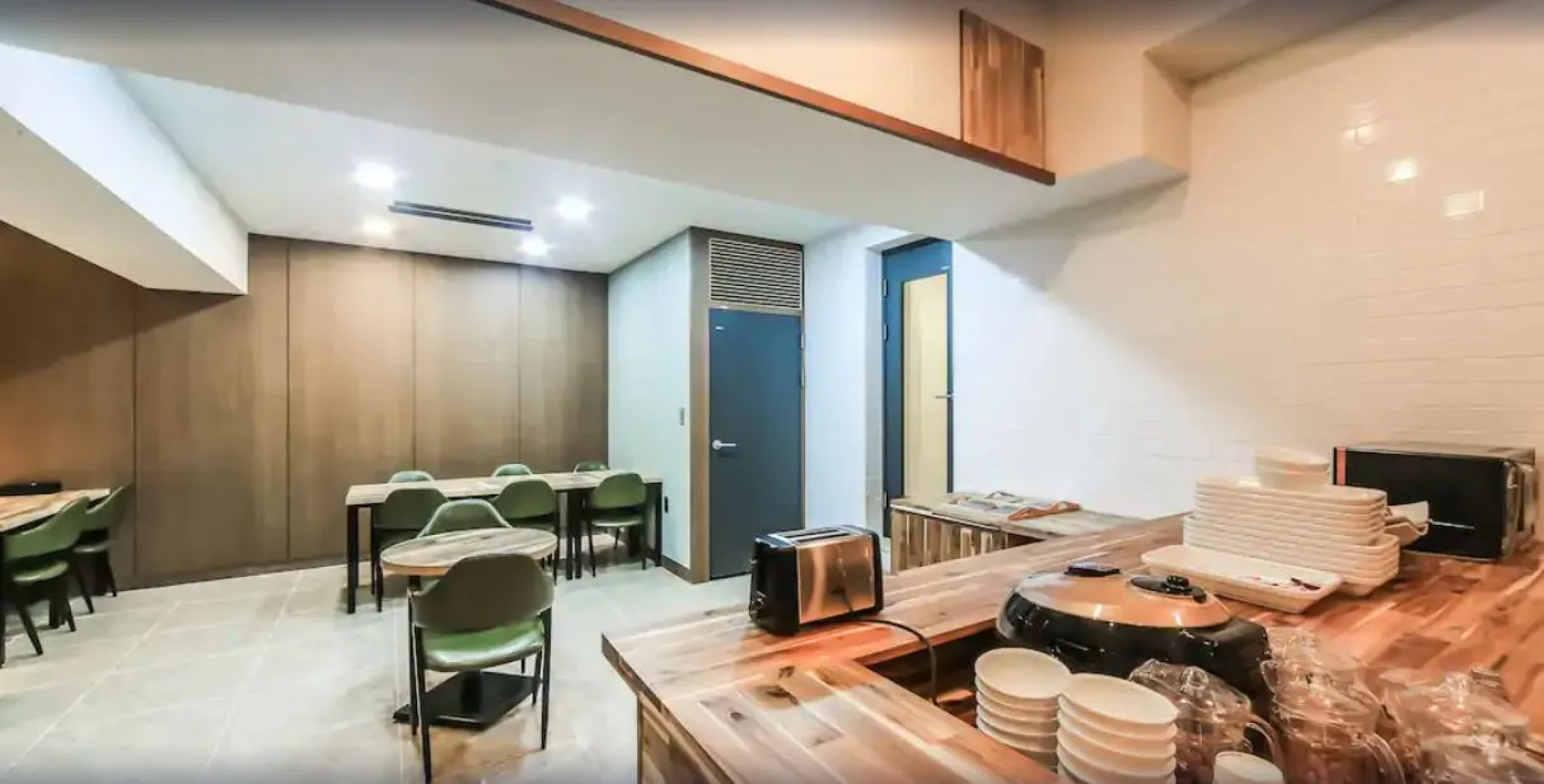 Hound Hotel Seomyeon - Bumcheon