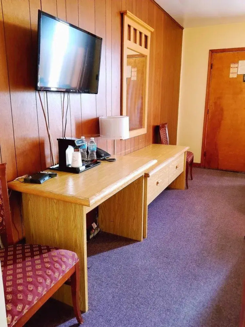 Hotel Port Colborne ON