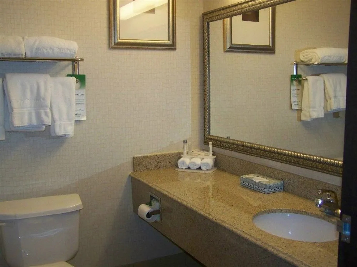 Holiday Inn Express Kendallville