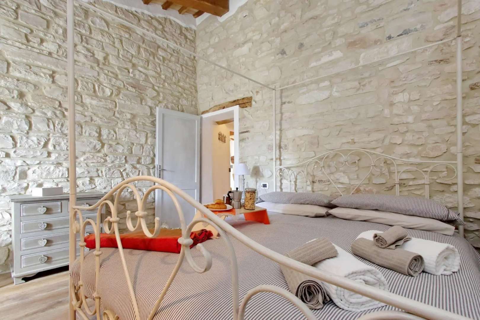 Lovely villa in a peaceful area-Le Rondinelle