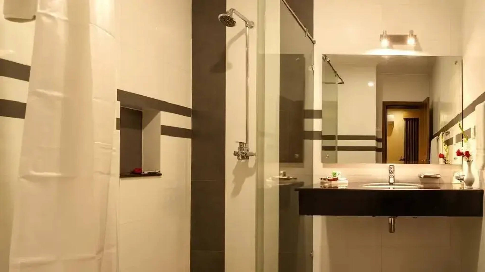 Hotel One Tariq Road Multan