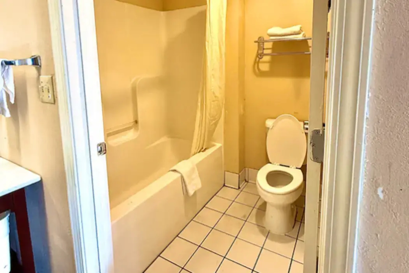 Magnolia Inn Townhouse Hattiesburg MS I-59