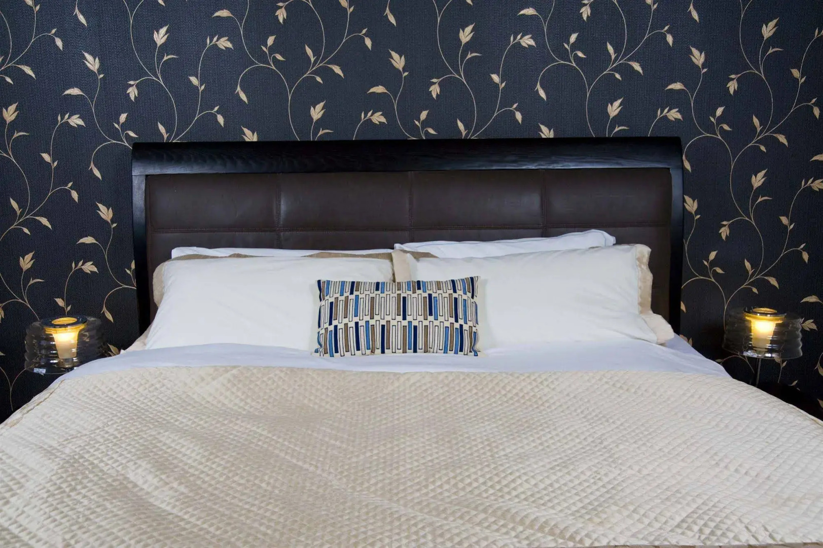 Ashley Victoria Hotel