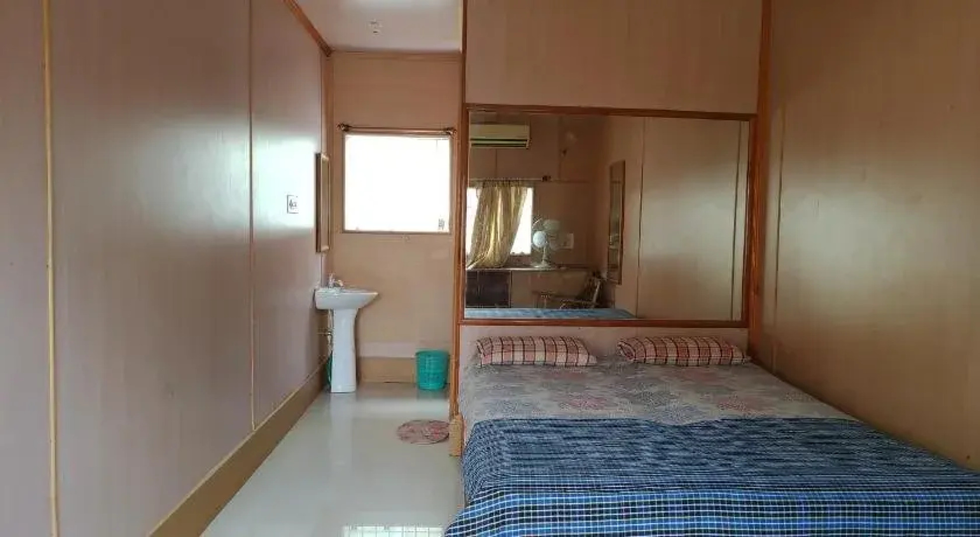 Lakshmi Heritage Tourist Home