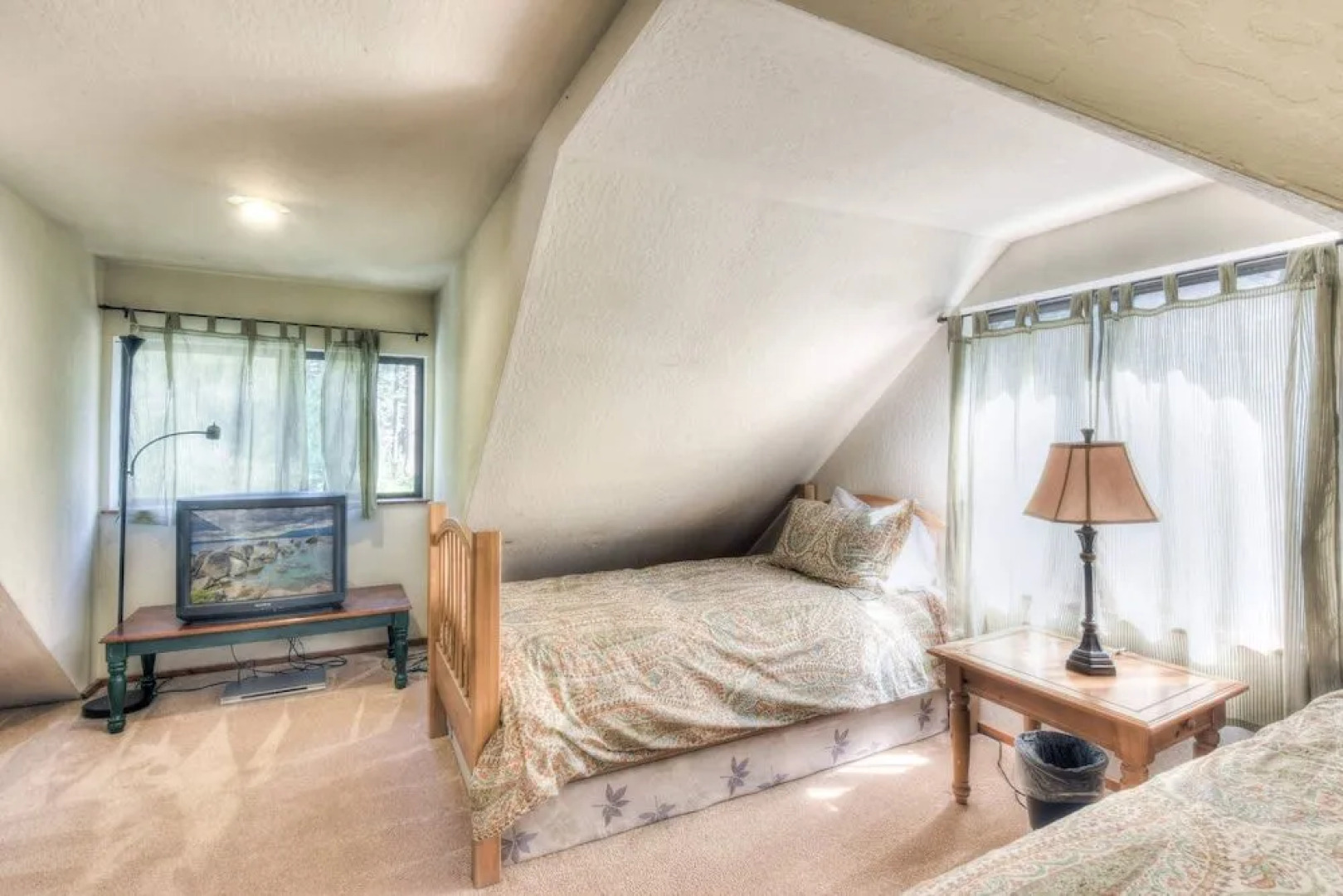 Moonlight Cove w/ Grill Tahoe Beach Next Door!