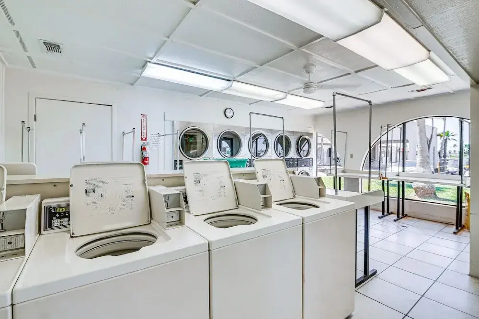 Resort-style Perks & Deck at Port Isabel Home!