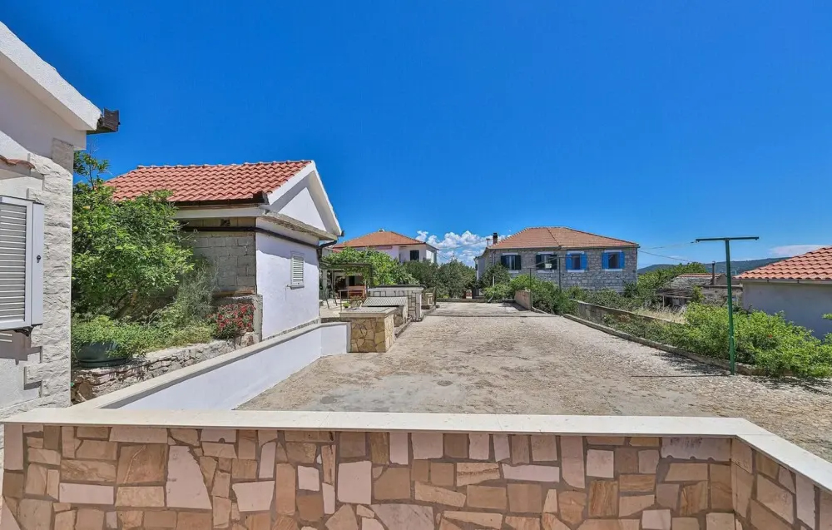 Stunning Home in Drvenik Mali With Wifi and 2 Bedrooms