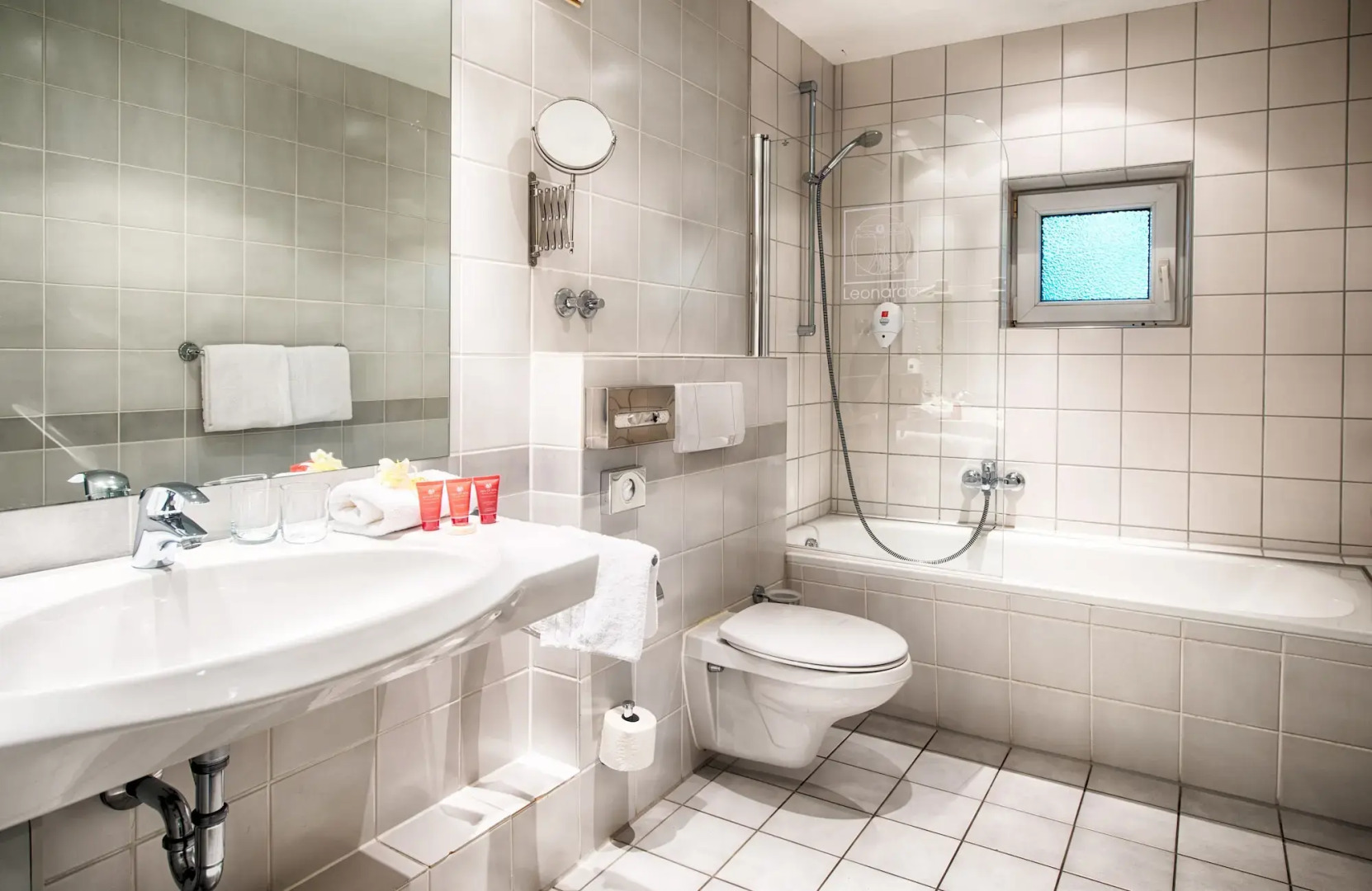 Leonardo Hotel Hamburg Airport